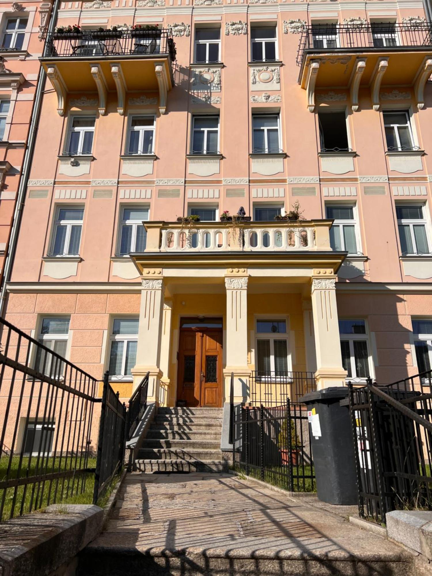 Jurincom Apartments Na Vyhlidce Karlovy Vary Exterior photo